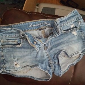 Jean shorty shorts